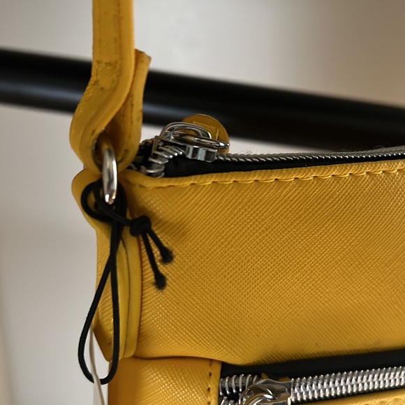 NWT Marc Tetro Dachshund Yellow Purse with matching hat - Picture 3 of 8